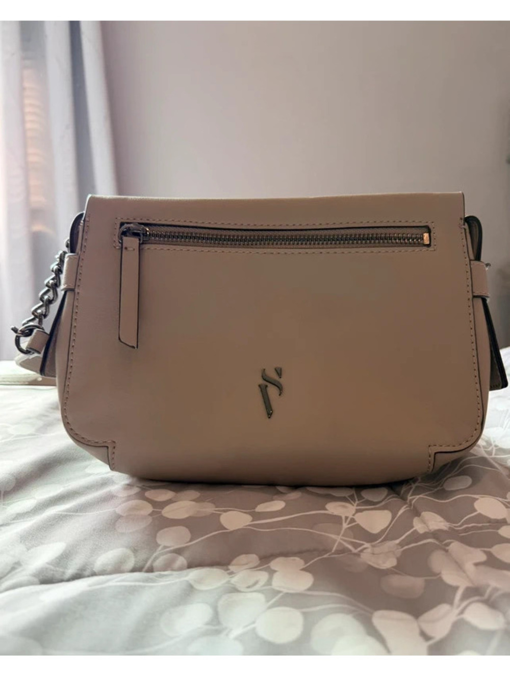Simply Vera Vera Wang Crossbody Bag